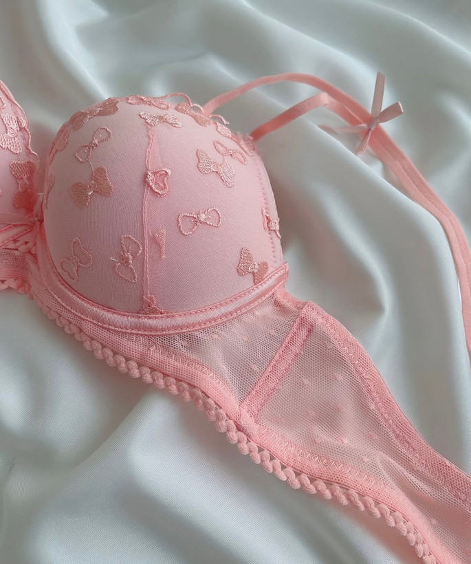 سوتین اسفنجی پاپیونی سفید