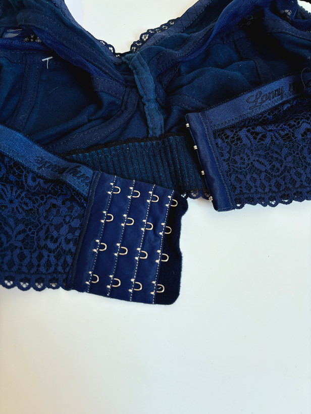 سوتین سایز بزرگ کش پهن