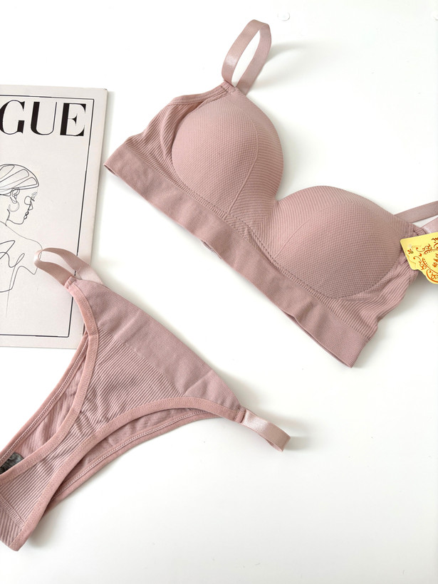 نیمتنه کاپ دار