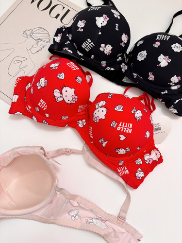 سوتین عروسکی