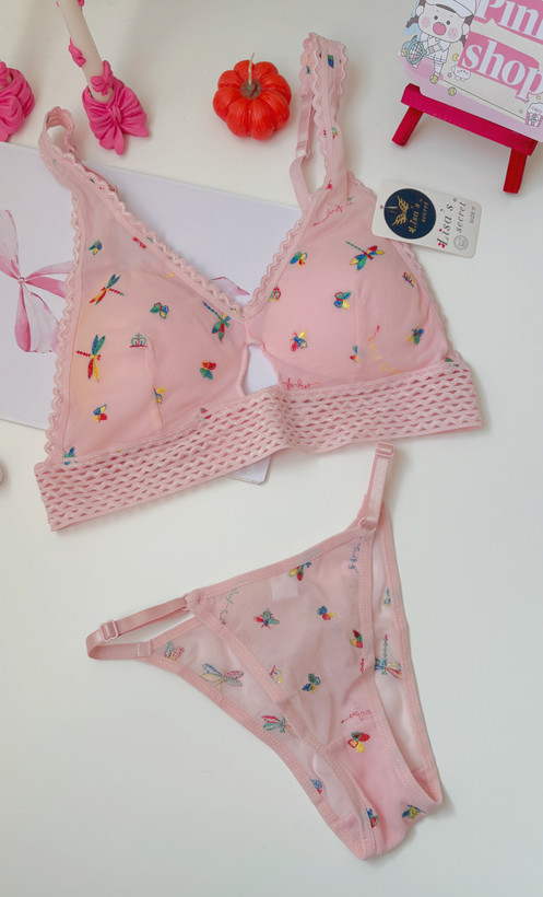 نیمتنه صورتی