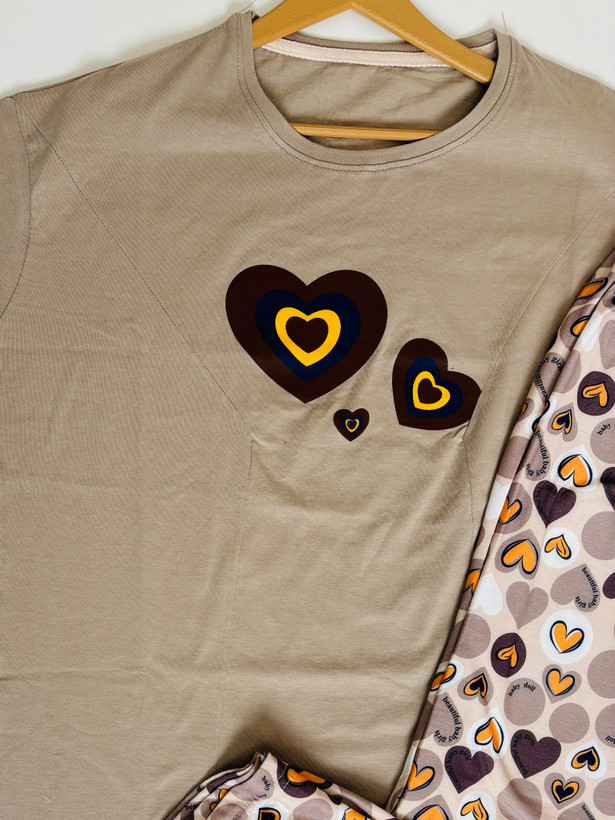 تیشرت قهوه ای